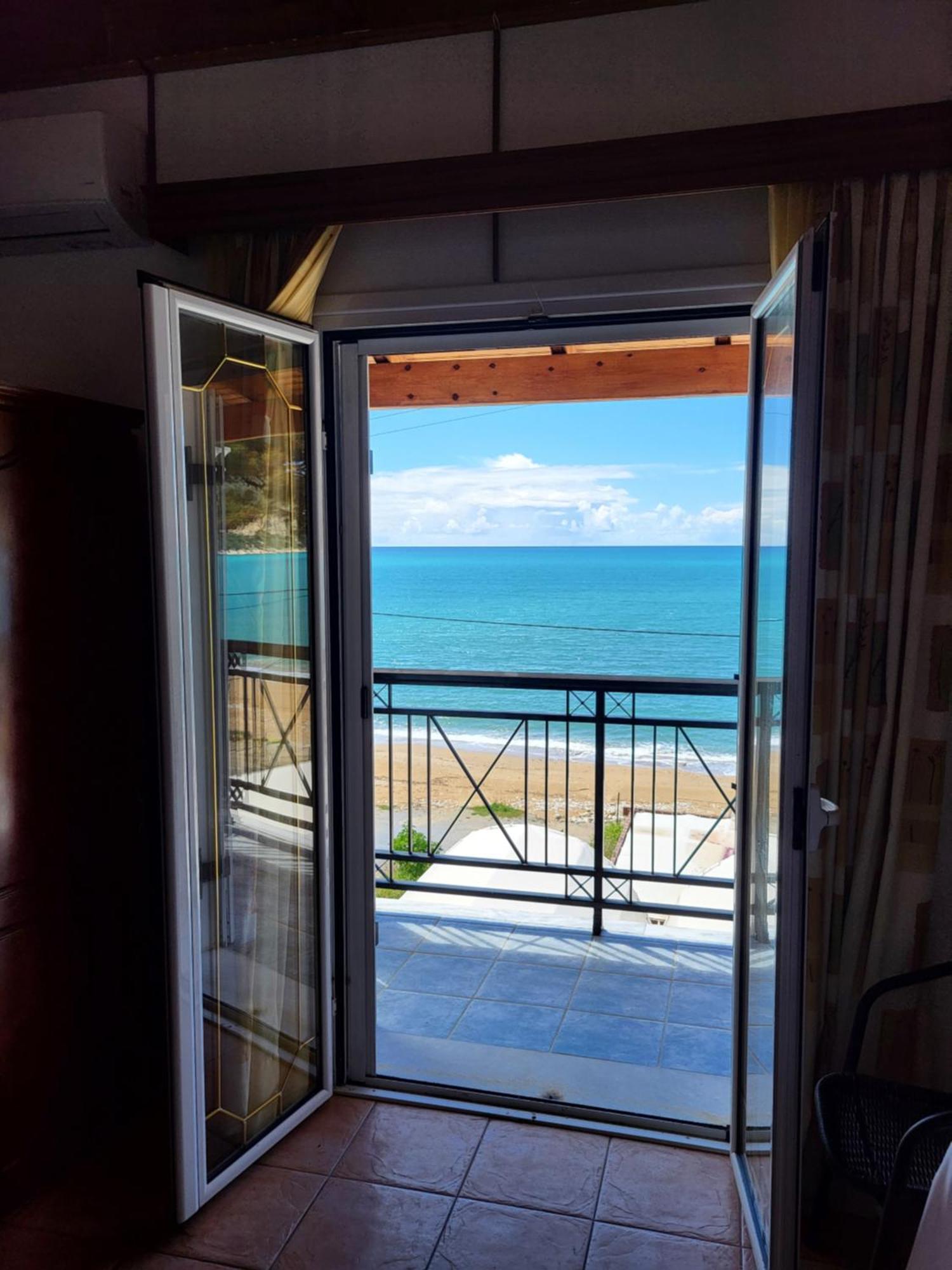 Maria Apartments Agios Georgios Pagon Phòng bức ảnh