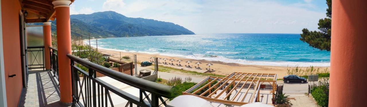 Maria Apartments Agios Georgios Pagon Ngoại thất bức ảnh